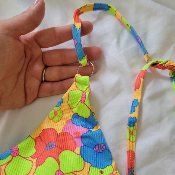 Floral print bikini - Picture 8 of 8